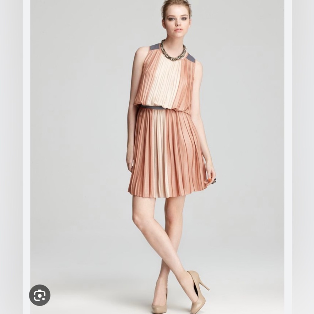 NWT! Brand New BCBGMAXAZRIA Sofi Pleated Dress Size 0. Color: Aprictmstc